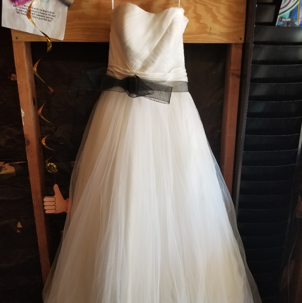 Wedding dress
